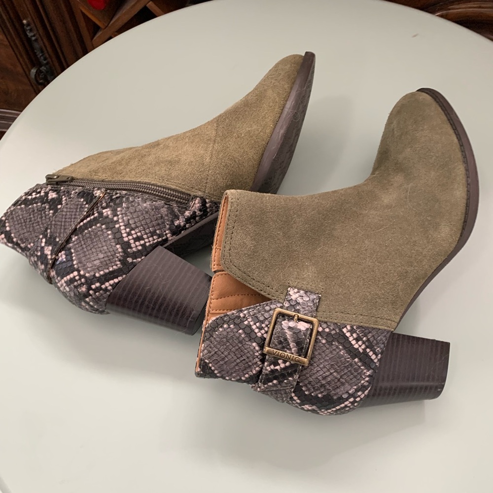 Vionic s 8 olive gr ankle boots